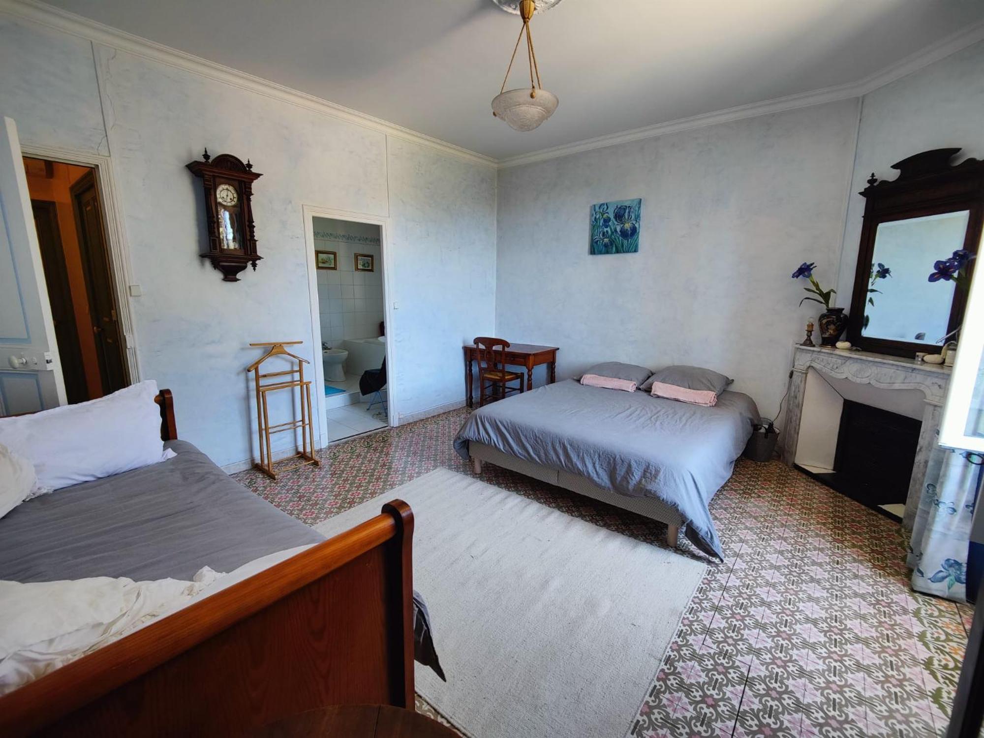 Chambre 3 Personnes Avec Salle De Bain Dans Mas Du Luberon Robion en Luberon المظهر الخارجي الصورة